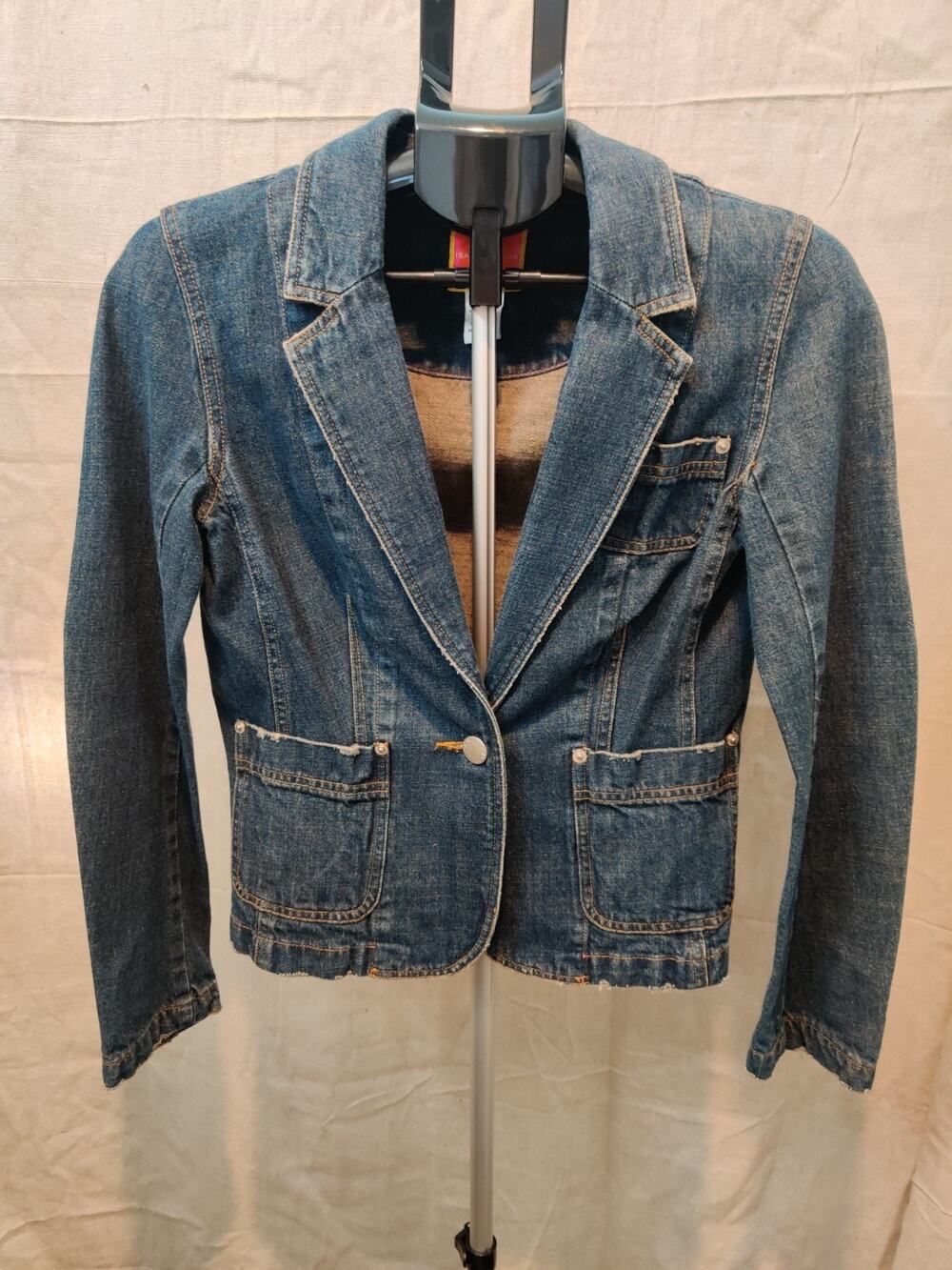 Isaac Mizrahi Denim Jacket Women's Small Button Collared All Cotton Dark Wash